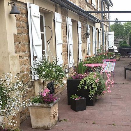 La Ferme De Saint Julien Bed & Breakfast ชาร์เลอวิลล์-เมซิแยร์ ภายนอก รูปภาพ
