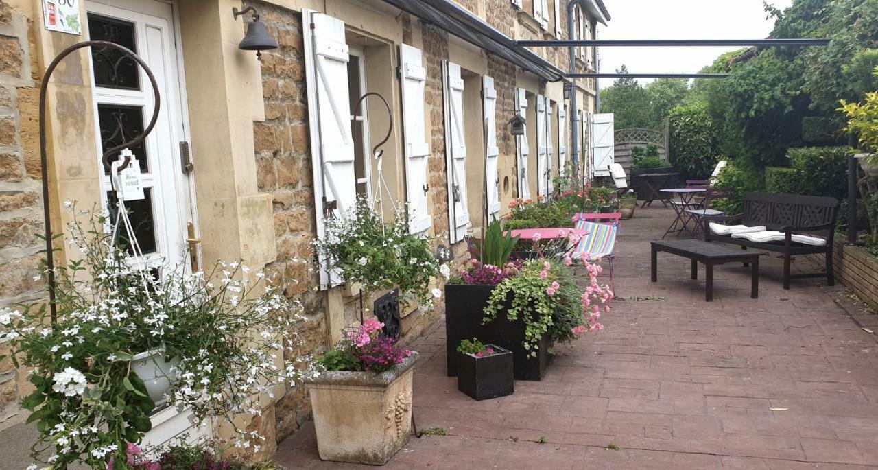 La Ferme De Saint Julien Bed & Breakfast ชาร์เลอวิลล์-เมซิแยร์ ภายนอก รูปภาพ